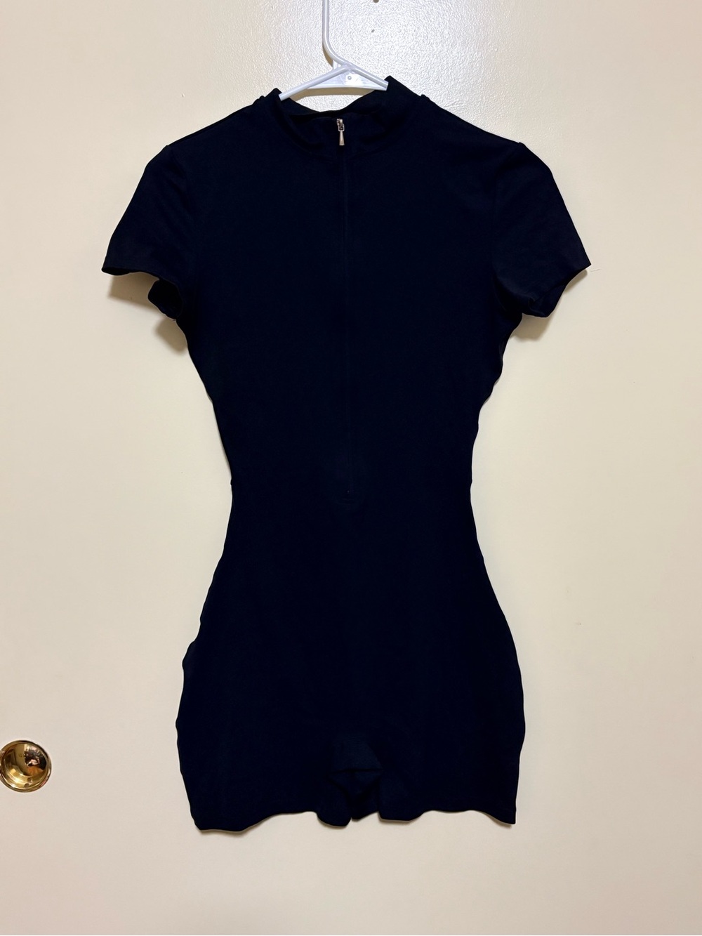 Women’s Black Short-Sleeve Romper Jumpsuit